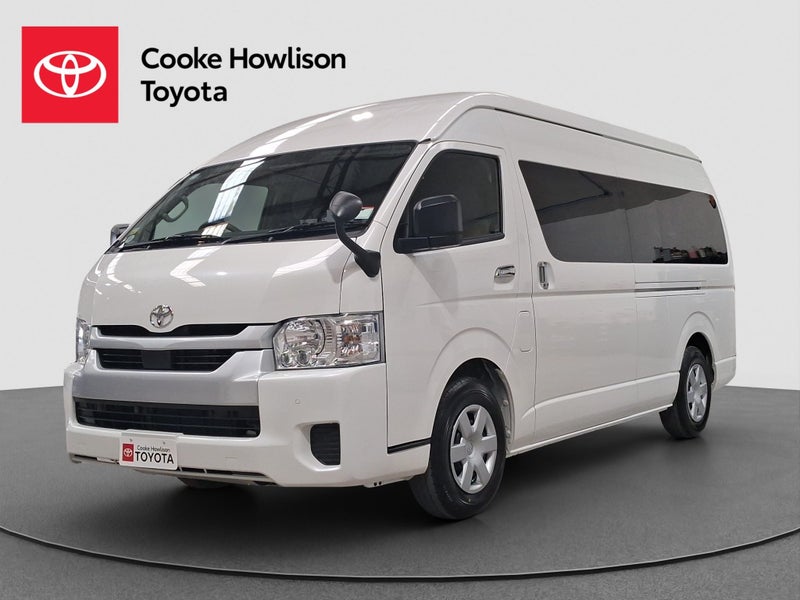 2026 Toyota Hiace Minbus 2.7L image 3