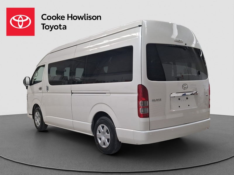 2026 Toyota Hiace Minbus 2.7L image 5