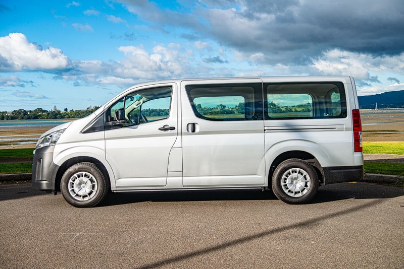 2026 Toyota Hiace ZR image 3