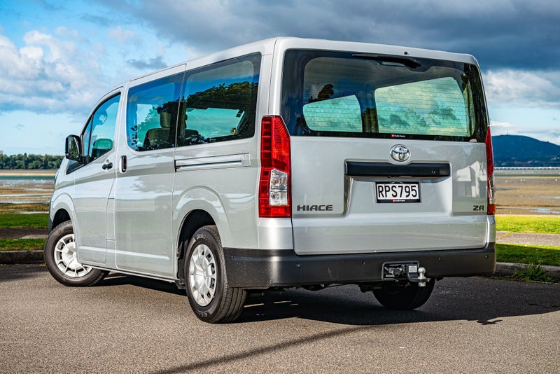 2026 Toyota Hiace ZR image 5