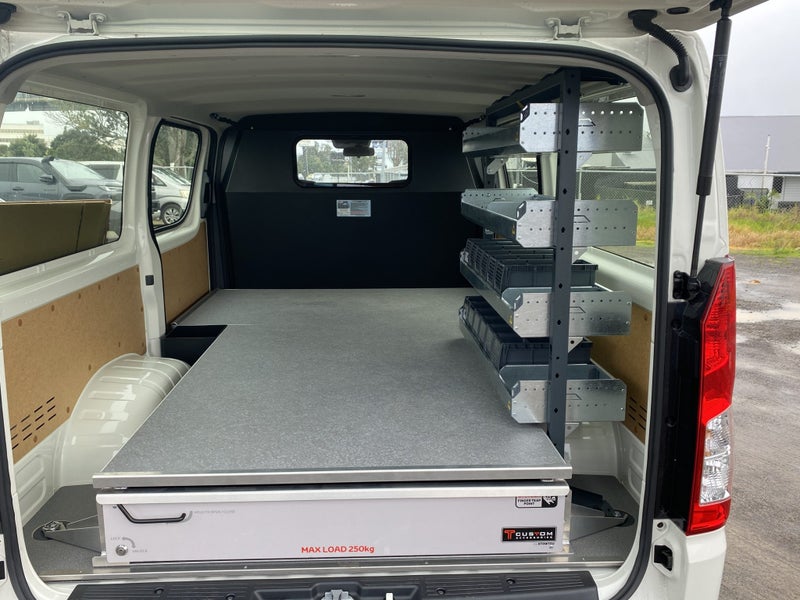 2026 Toyota Hiace ZR 2.8DT 6AT RWD GVN/5D/2S image 5
