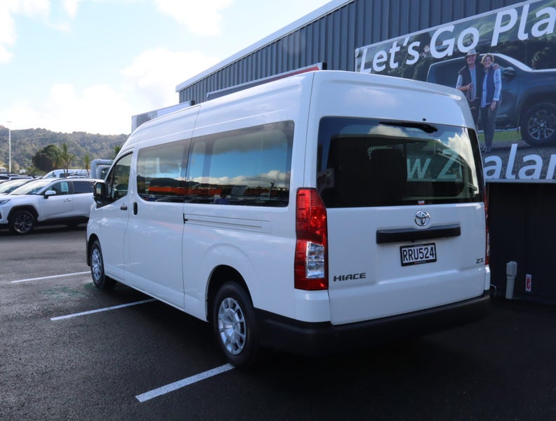 2026 Toyota Hiace ZX 2.8DT 6AT RWD GVN/4D/2S Mi... image 5