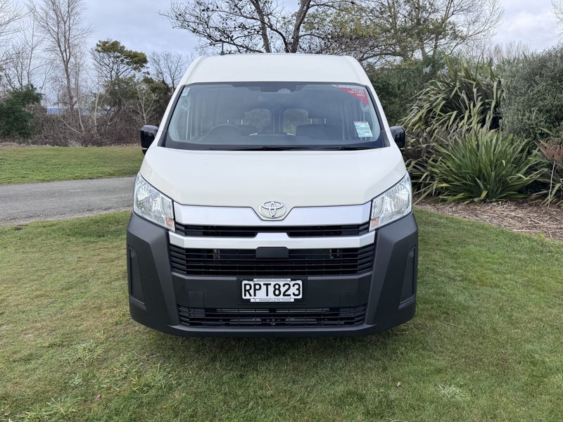 2026 Toyota Hiace ZX 2.8DT Automatic RWD Van -... image 2