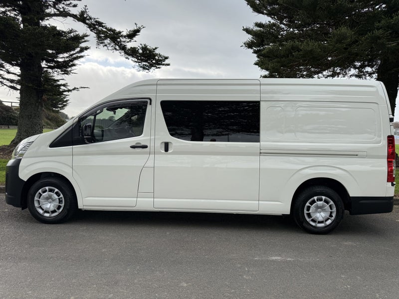2026 Toyota Hiace ZX 2.8DT Automatic Van image 2