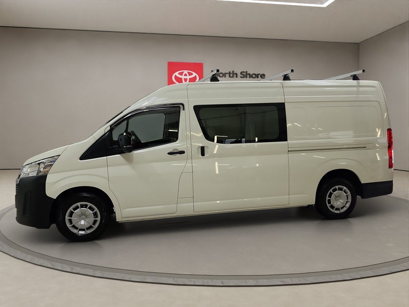 2026 Toyota Hiace ZX 2.8L Diesel Turbo RWD Van image 4