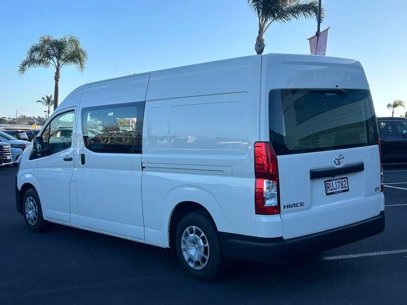 2026 Toyota Hiace Zx Pvn 2.8Dt/6At image 5