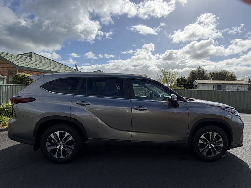 2026 Toyota Highlander Limited 2.5P HEV ECVT AW... image 2