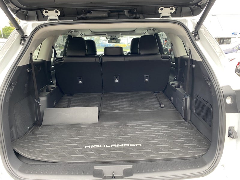 2026 Toyota Highlander Limited ZR 2.5P HEV ECVT... image 5