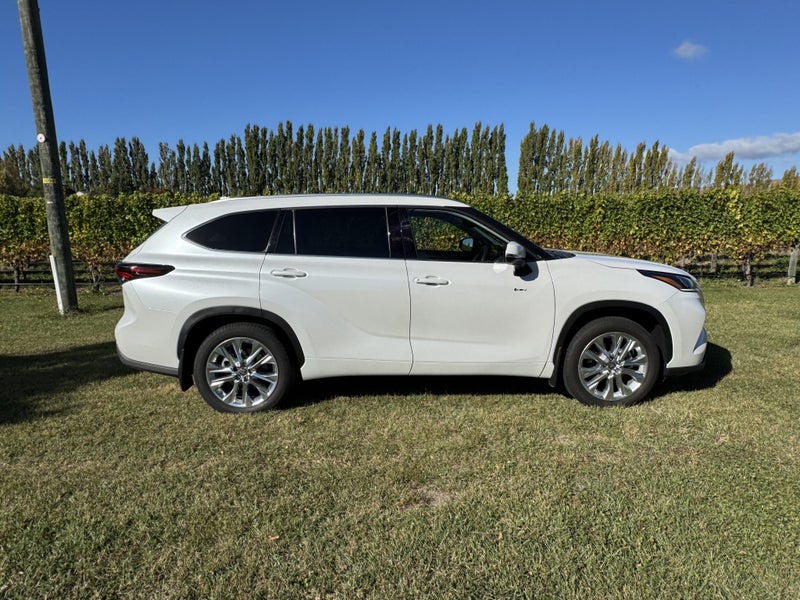 2026 Toyota Highlander Limited ZR 2.5P HEV ECVT... image 2