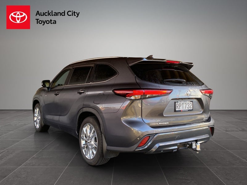 2026 Toyota Highlander Limited ZR 2.5P HEV ECVT... image 5
