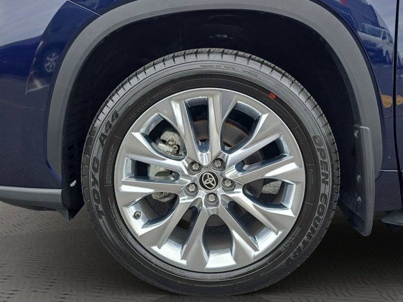2026 Toyota Highlander Limited ZR 2.5P HEV ECVT... image 5
