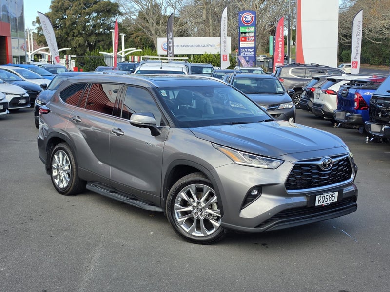 2026 Toyota Highlander Limited ZR 2.5P HEV ECVT... image 5