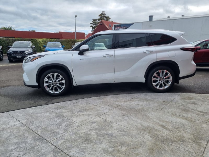 2026 Toyota Highlander Limited ZR 2.5P Hybrid A... image 5