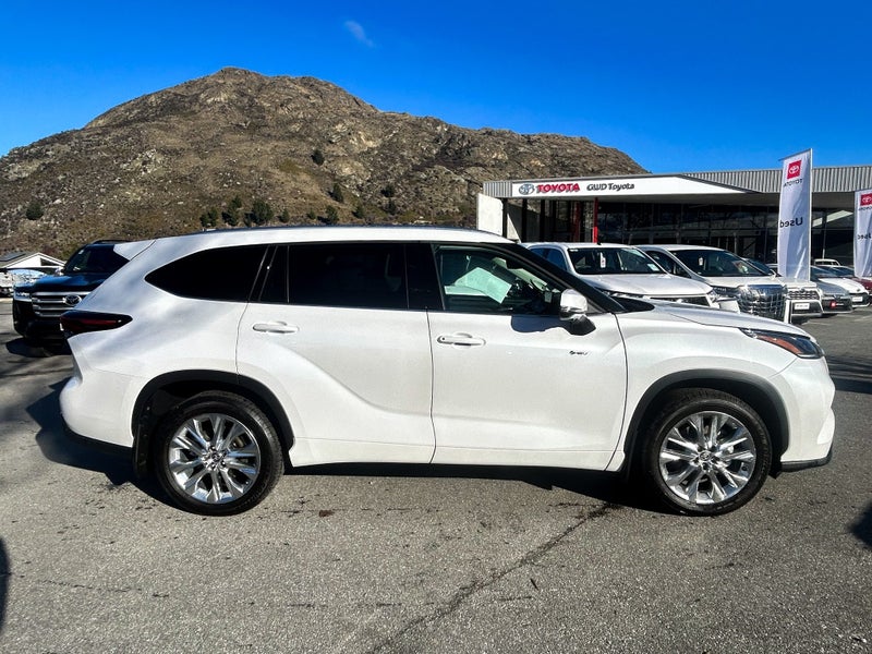 2026 Toyota Highlander ZR Limited Hybrid image 2