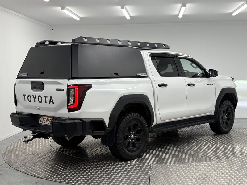 2026 Toyota Hilux Adventure 2.8DT Hybrid 6AT 4W... image 2