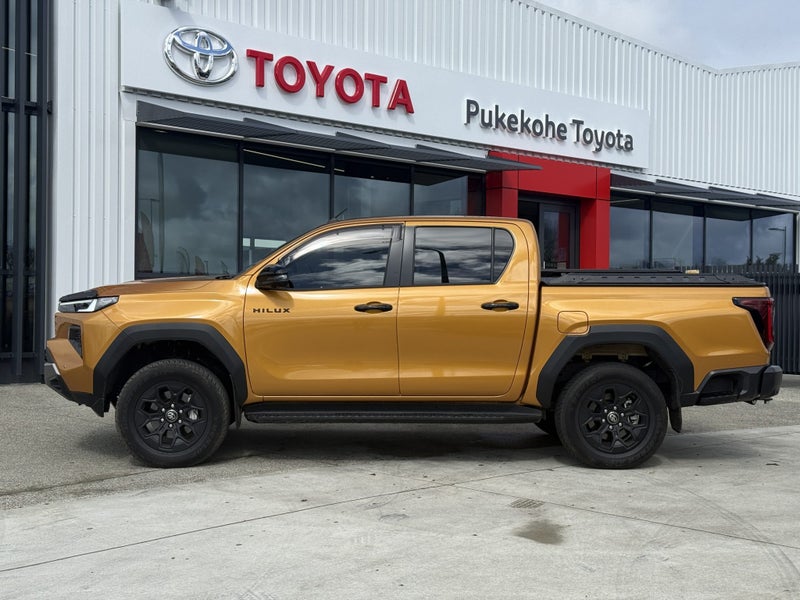 2026 Toyota Hilux Adventure 2.8DT Hybrid 6AT 4W... image 4