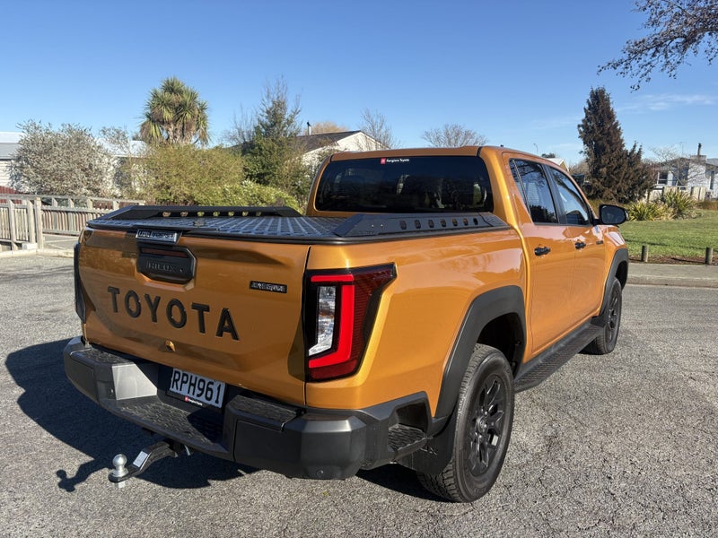 2026 Toyota Hilux Adventure 2.8DT Hybrid 6AT 4W... image 5