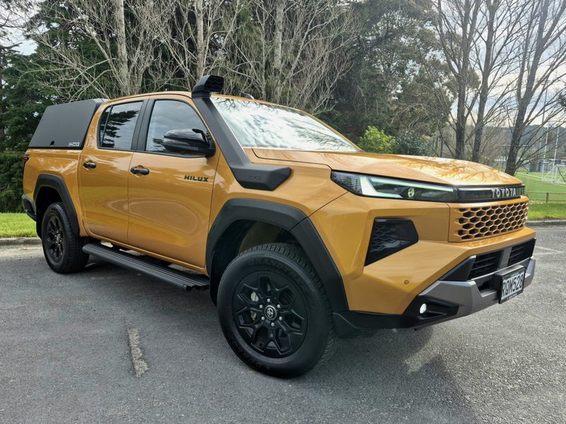 2026 Toyota Hilux Adventure 2.8DT Hybrid 6AT 4W... image 3