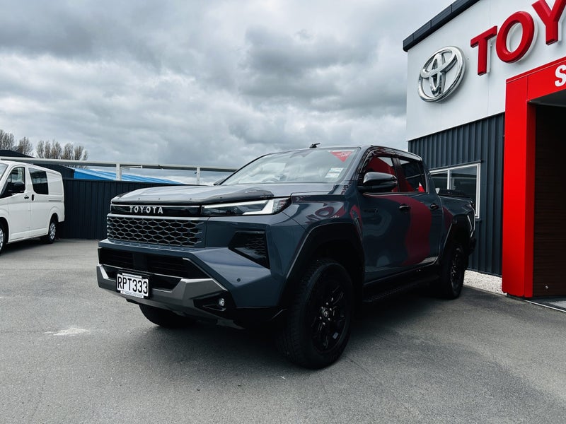 2026 Toyota Hilux Adventure 2.8DT Hybrid Automa... image 5