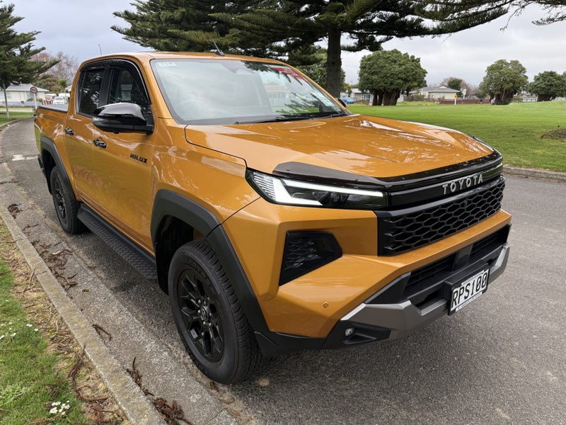 2026 Toyota Hilux Adventure 2.8DT Hybrid Automa... image 5