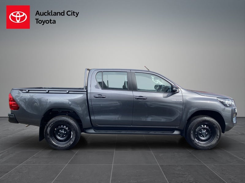 2026 Toyota Hilux SR 2.8DT 6AT 2WD DCW/4D/5S image 2