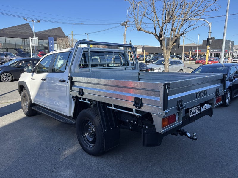 2026 Toyota Hilux SR 2.8DT Hybrid 4WD 6AT Doubl... image 4