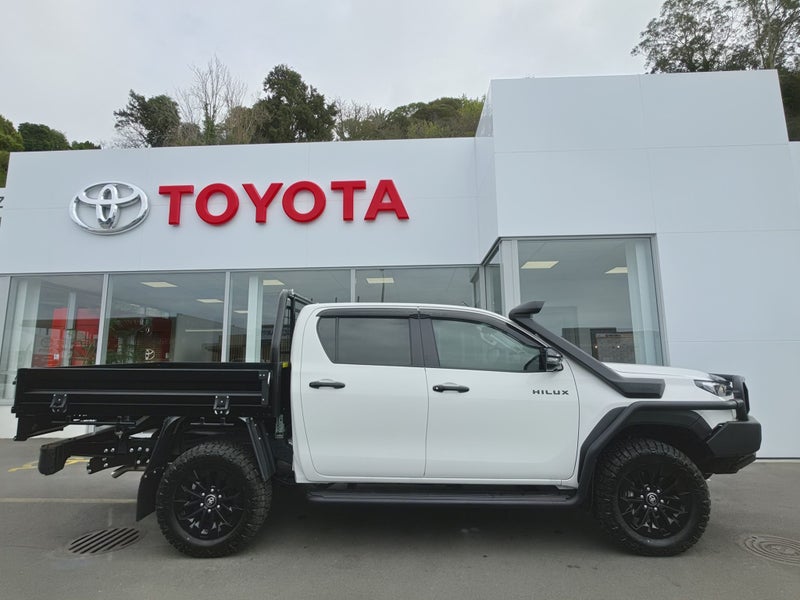 2026 Toyota Hilux SR 2.8DT Hybrid 4WD Auto image 2