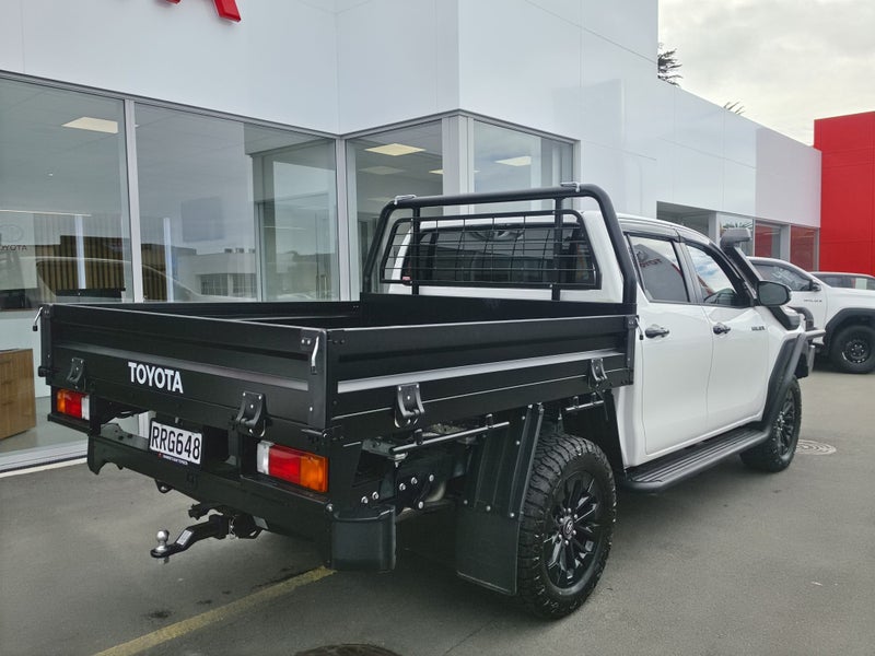 2026 Toyota Hilux SR 2.8DT Hybrid 4WD Auto image 3