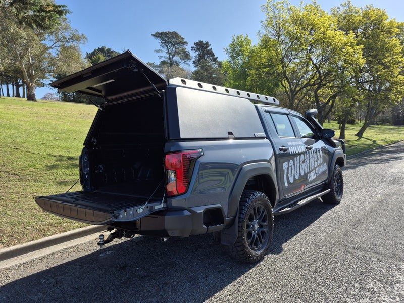 2026 Toyota Hilux SR 2.8DT Hybrid 6AT 4WD DCW/4... image 5