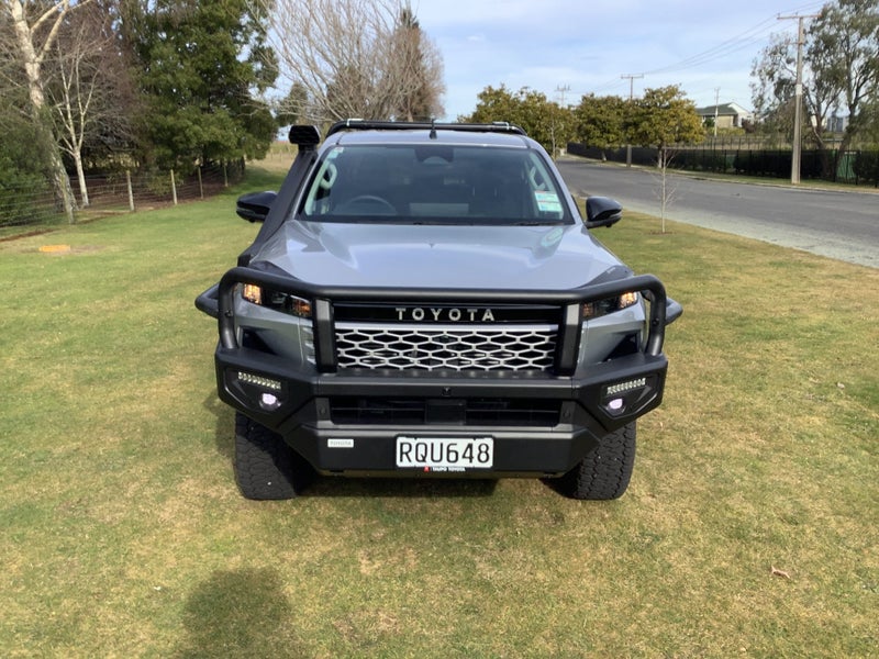 2026 Toyota Hilux SR 2.8DT Hybrid 6AT 4WD Doubl... image 2