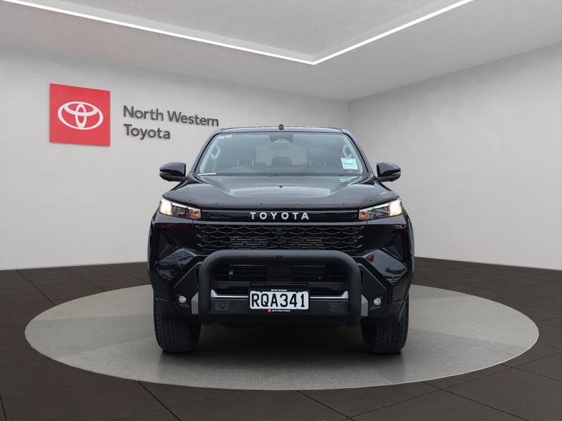 2026 Toyota Hilux SR 2.8L Diesel Turbo 2WD Ute image 2