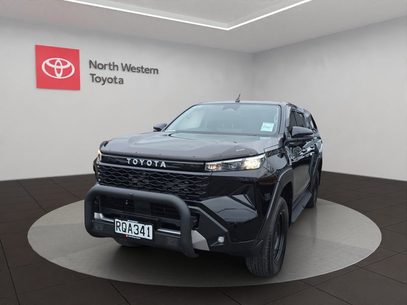 2026 Toyota Hilux SR 2.8L Diesel Turbo 2WD Ute image 3
