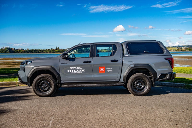 2026 Toyota Hilux SR 2WD PreRunner with Accesso... image 4