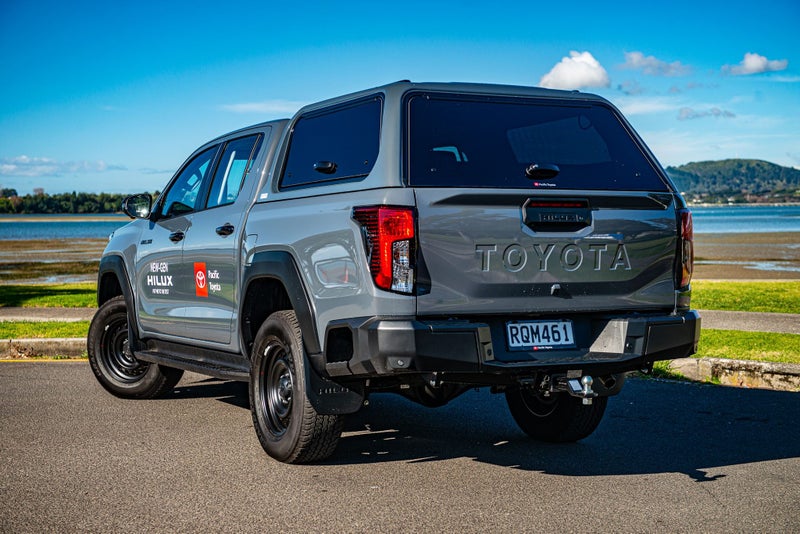 2026 Toyota Hilux SR 2WD PreRunner with Accesso... image 5