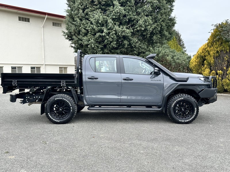 2026 Toyota Hilux SR 4WD image 2