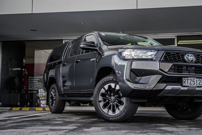 2026 Toyota Hilux Sr Td Dc 2.8Dt image 4
