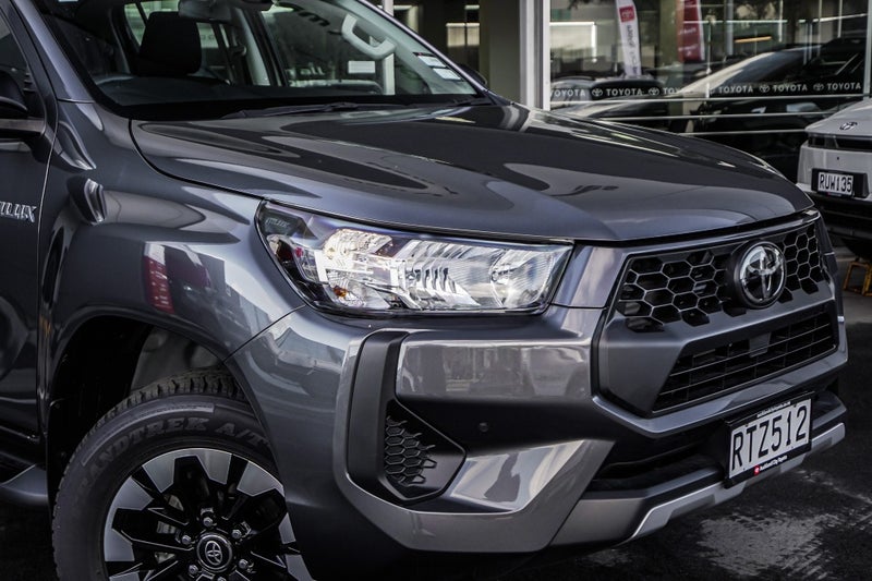 2026 Toyota Hilux Sr Td Dc 2.8Dt image 5