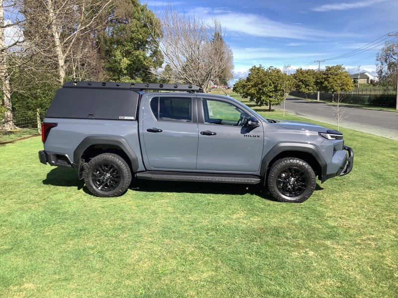2026 Toyota Hilux SR5 Double Cab 2.8DT Hybrid 6... image 3
