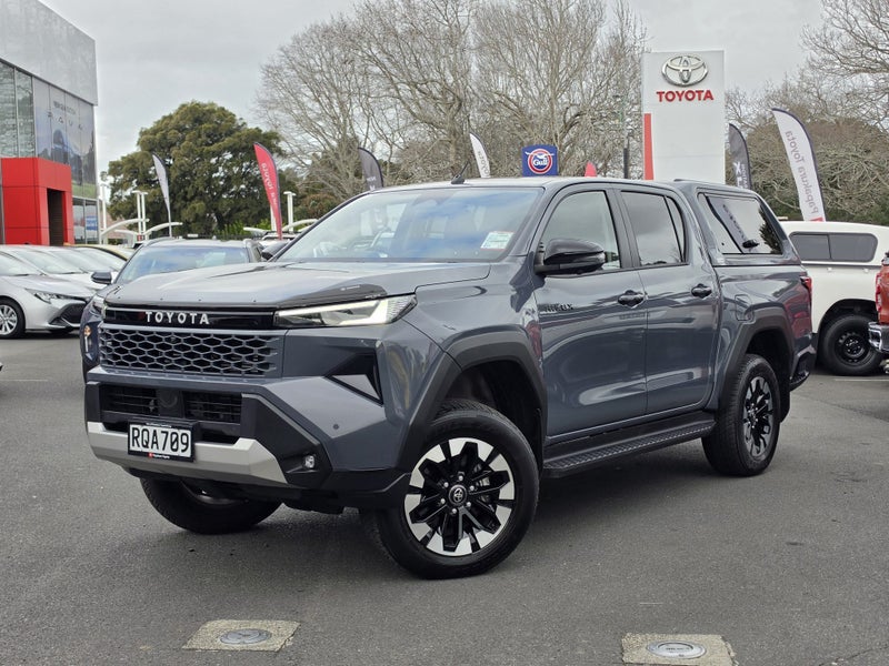 2026 Toyota Hilux SR5 Limited 2.8DT Hybrid 6AT... image 2
