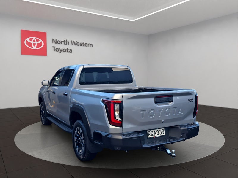 2026 Toyota Hilux SR5 Limited 2.8L Diesel Turbo... image 5