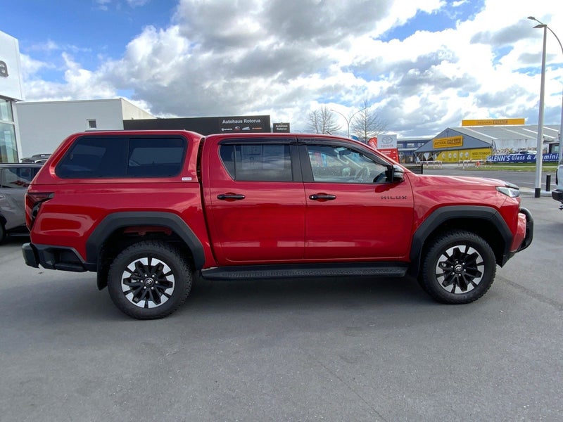 2026 Toyota Hilux SR5 Limited - Ex demo availab... image 5