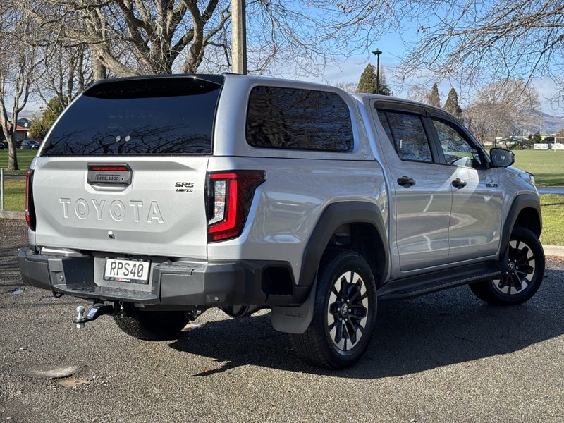 2026 Toyota Hilux Sr5 Limited Td Dc image 5