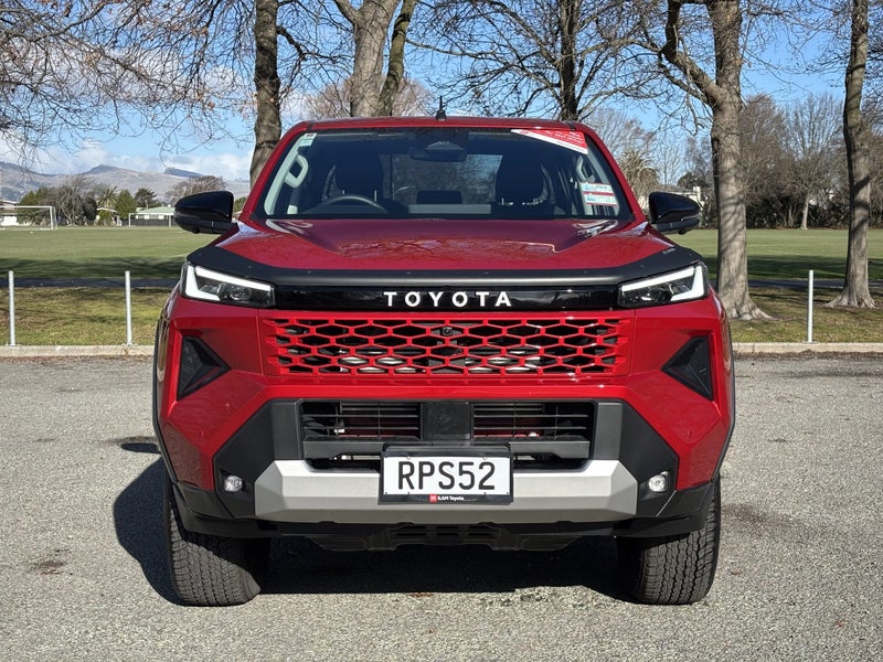 2026 Toyota Hilux Sr5 Limited Td Dc image 2