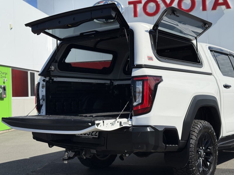 2026 Toyota Hilux SR5 Limited Td Dc image 2