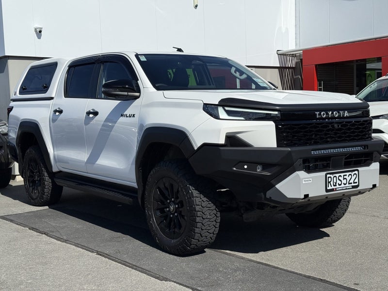 2026 Toyota Hilux SR5 Limited Td Dc image 5
