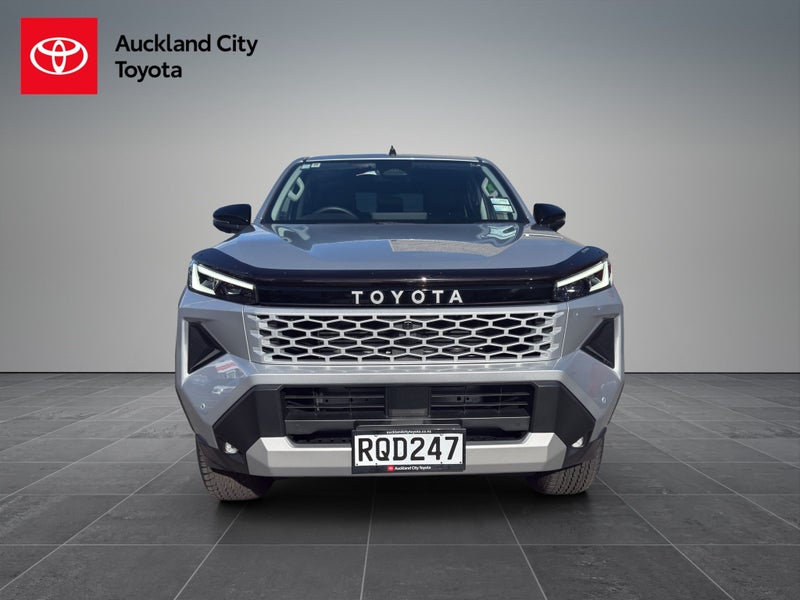 2026 Toyota Hilux Sr5 Limited Td Dc image 2
