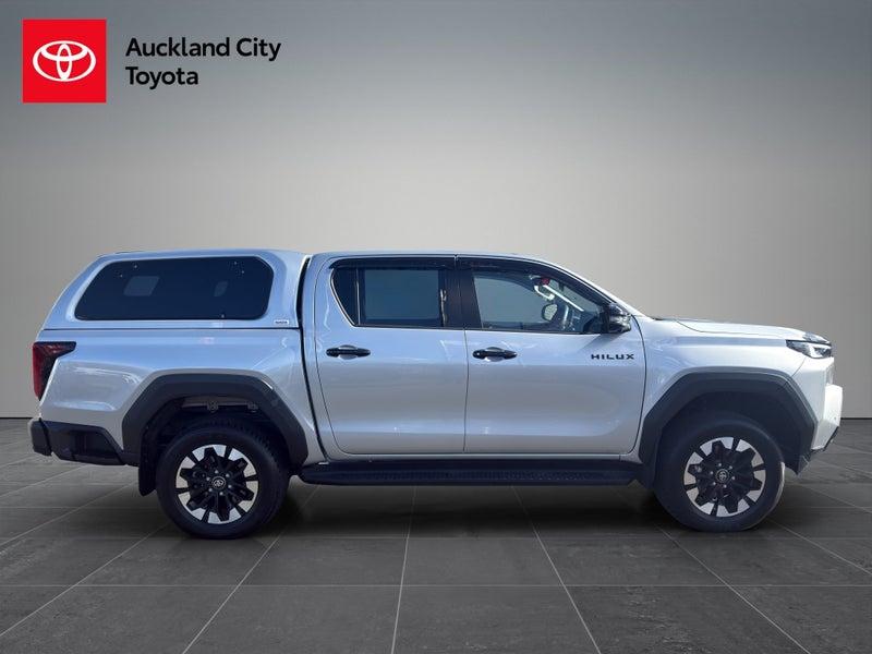2026 Toyota Hilux Sr5 Limited Td Dc image 5