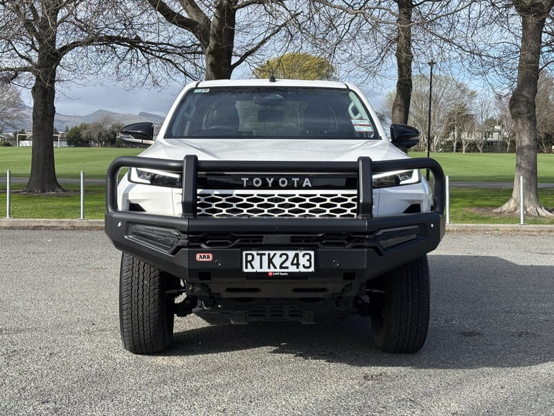 2026 Toyota Hilux Sr5 Limited Td Dc image 2