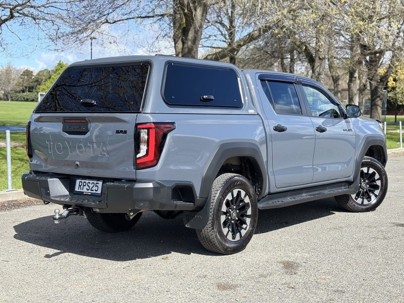 2026 Toyota Hilux Sr5 Td Dc 2.8Dmht image 5