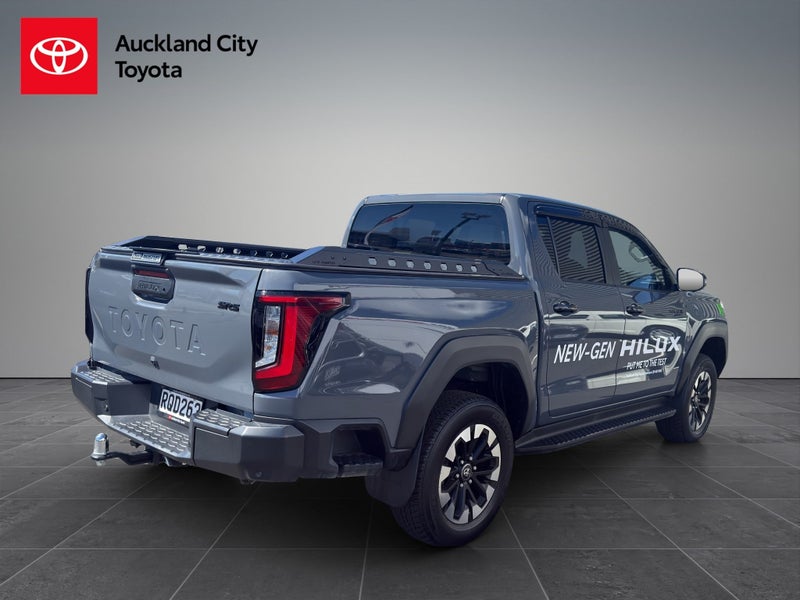 2026 Toyota Hilux Sr5 Td Dc 2.8Dmht image 5
